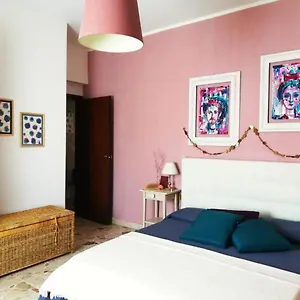 https://welcomehome-apartment.catania-hotels.net